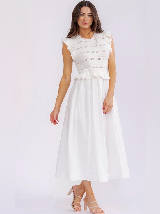 Mable Dresses & Skirts - Elegant White Maxi Dress with Crochet Bodice
